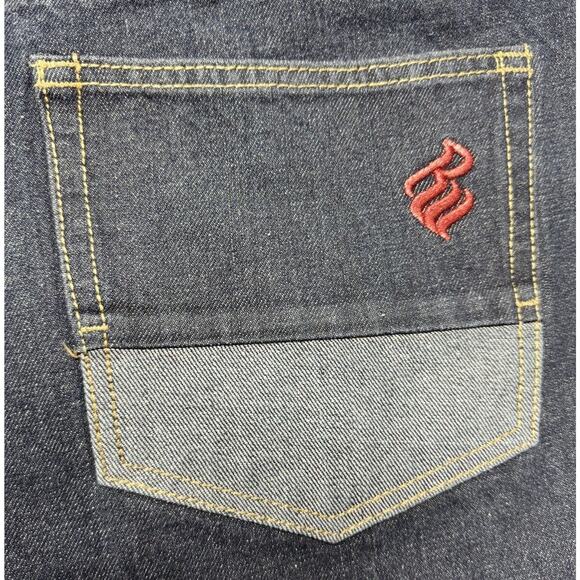 Rocawear Men's Classic Fit Dark Wash Wide Leg Jeans - Size 44x28.5 - Picture 4 of 8